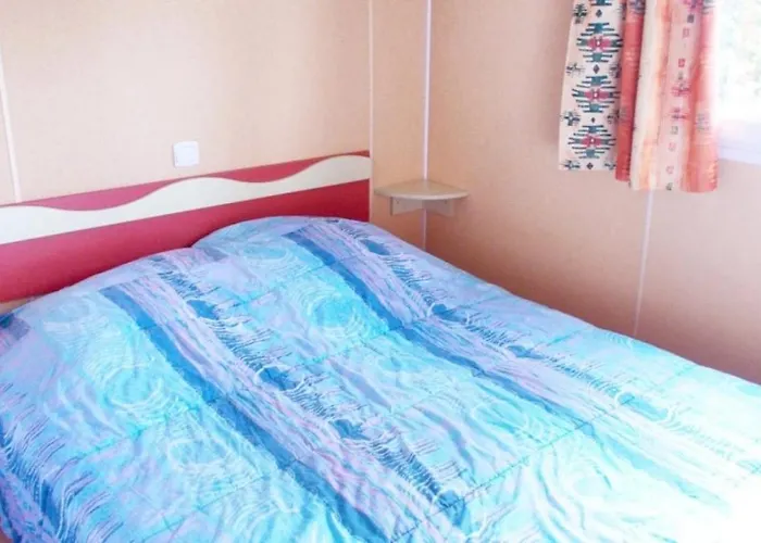 Zecamping 3 Etoiles Chiens Acceptes Piscine Bar Et Restaurant Campsite