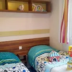 Kemping Zecamping 3 Etoiles Chiens Acceptes Piscine Bar Et Restaurant 3*