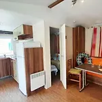 Zecamping 3 Etoiles Chiens Acceptes Piscine Bar Et Restaurant Kemping