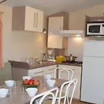 Zecamping 3 Etoiles Chiens Acceptes Piscine Bar Et Restaurant Kemping 3*