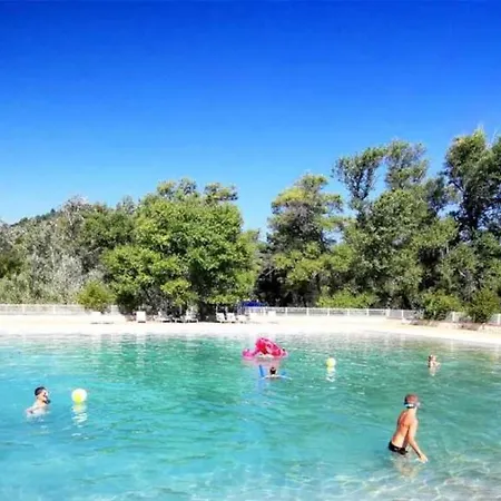 3 Etoiles - Piscine - Ccbaehg Camping Mezel (Alpes-de-Haute-Provence)