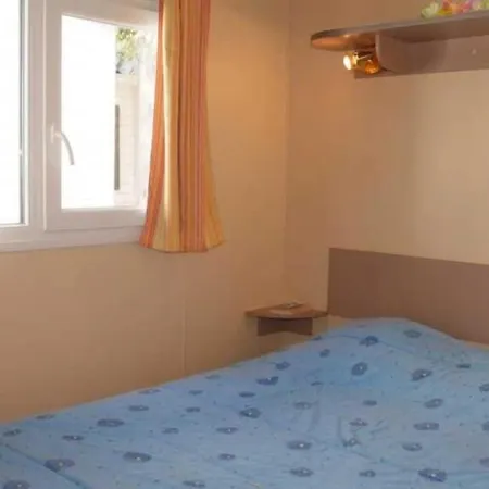 Zecamping 3 Etoiles Piscine Animaux Acceptes Locatif Clim 25M2 4 Pers مكان تخييم 3*