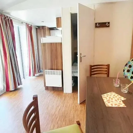 Camping 3 Etoiles - Piscine - Ccbaehg *