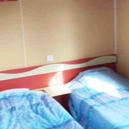 营地 Zecamping 3 Etoiles Chiens Acceptes Piscine Bar Et Restaurant