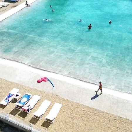 Zecamping 3 Etoiles Piscine Animaux Acceptes Locatif Clim 25M2 4 Pers مكان تخييم Mezel (Alpes-de-Haute-Provence)