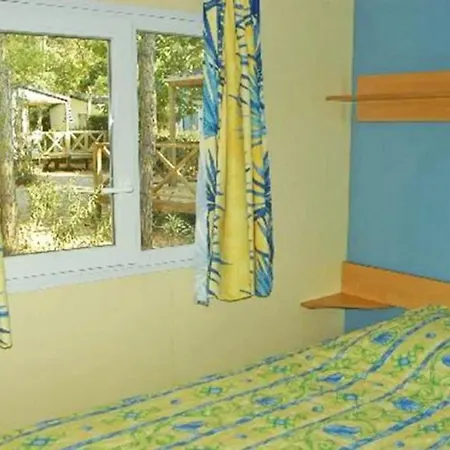 Zecamping 3 Etoiles Piscine Animaux Acceptes Locatif Clim 25M2 4 Pers
