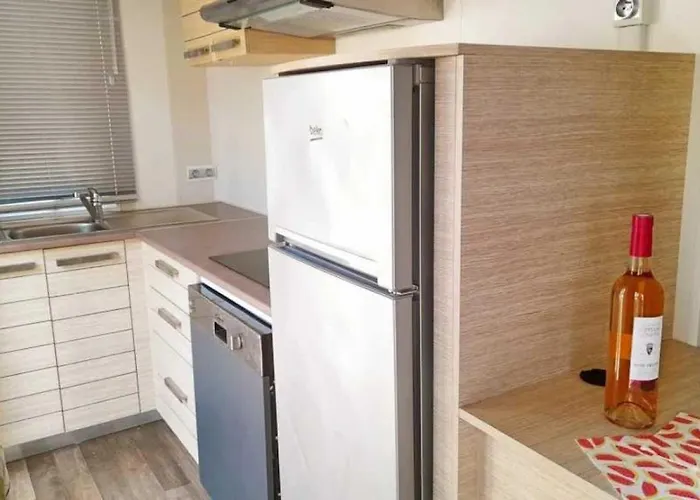 Parque de Campismo Zecamping 3 Etoiles Chiens Acceptes Piscine Bar Et Restaurant